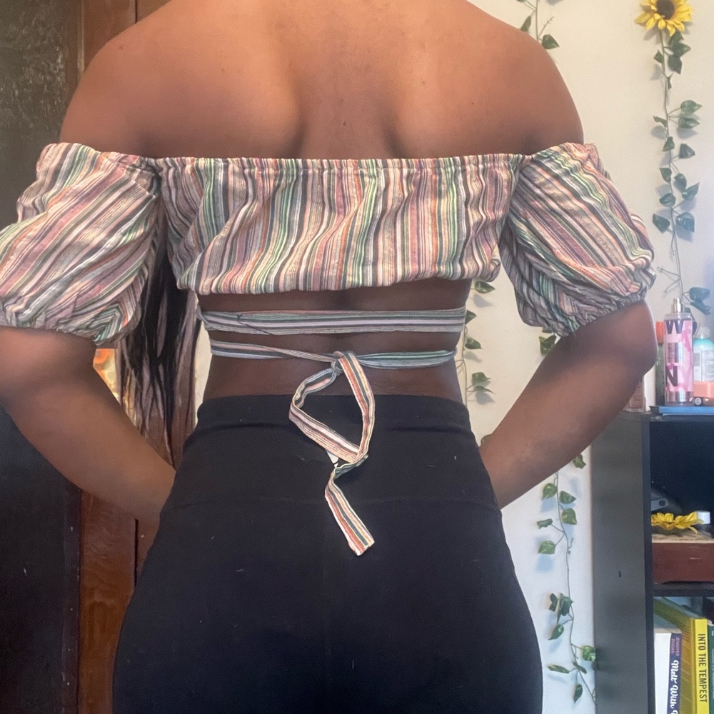 Striped crop top - Picture 3 of 4